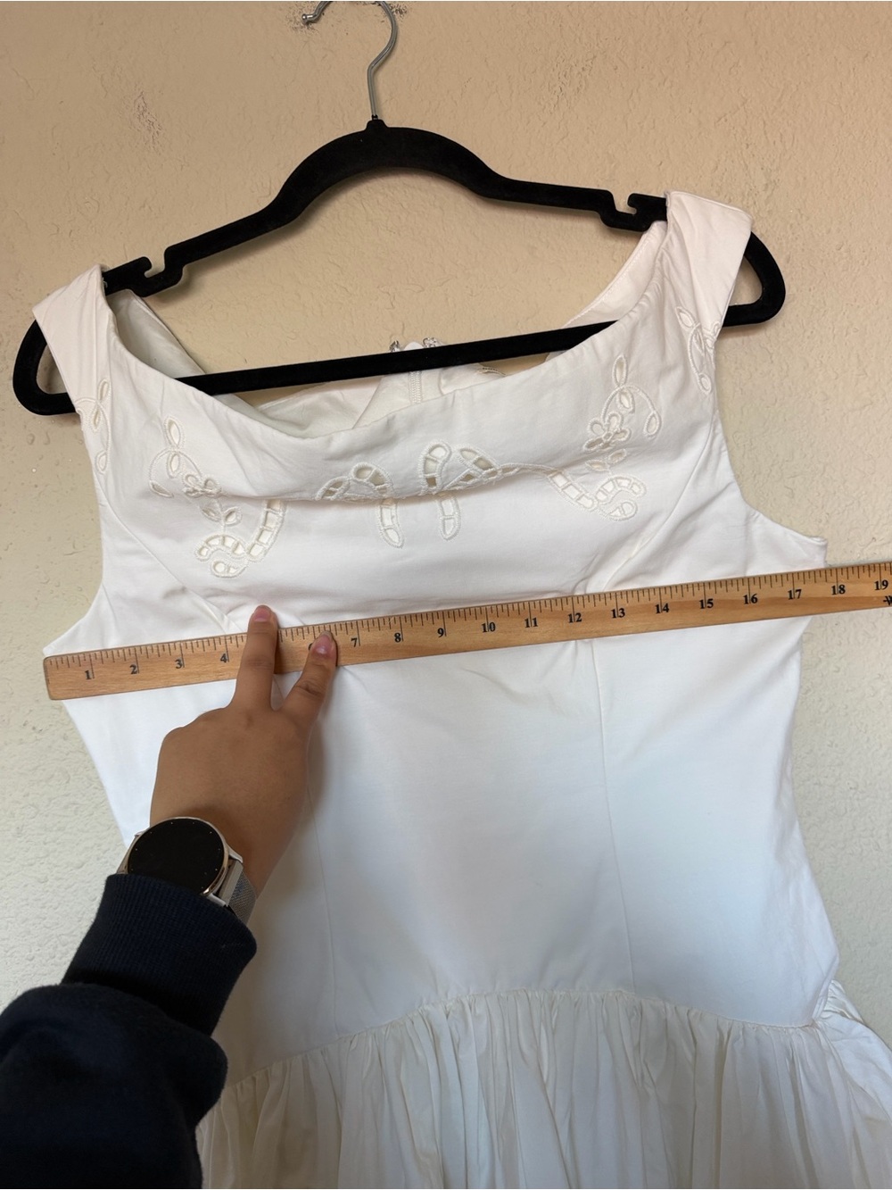 House of CB LAUREN White Cotton Broderie Anglaise Boat Neck Mini Dress NWOT sz L - Picture 5 of 15